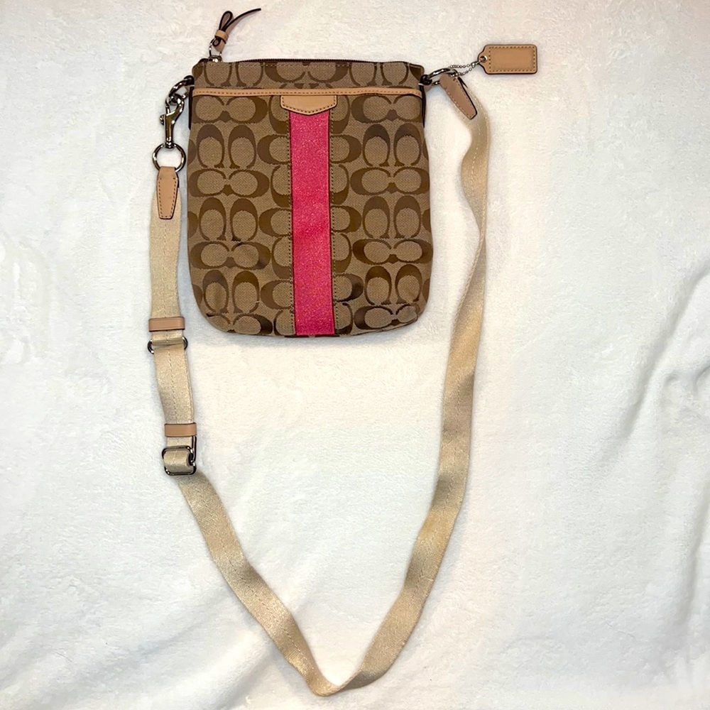 Classic coach crossbody in brown tan and pink